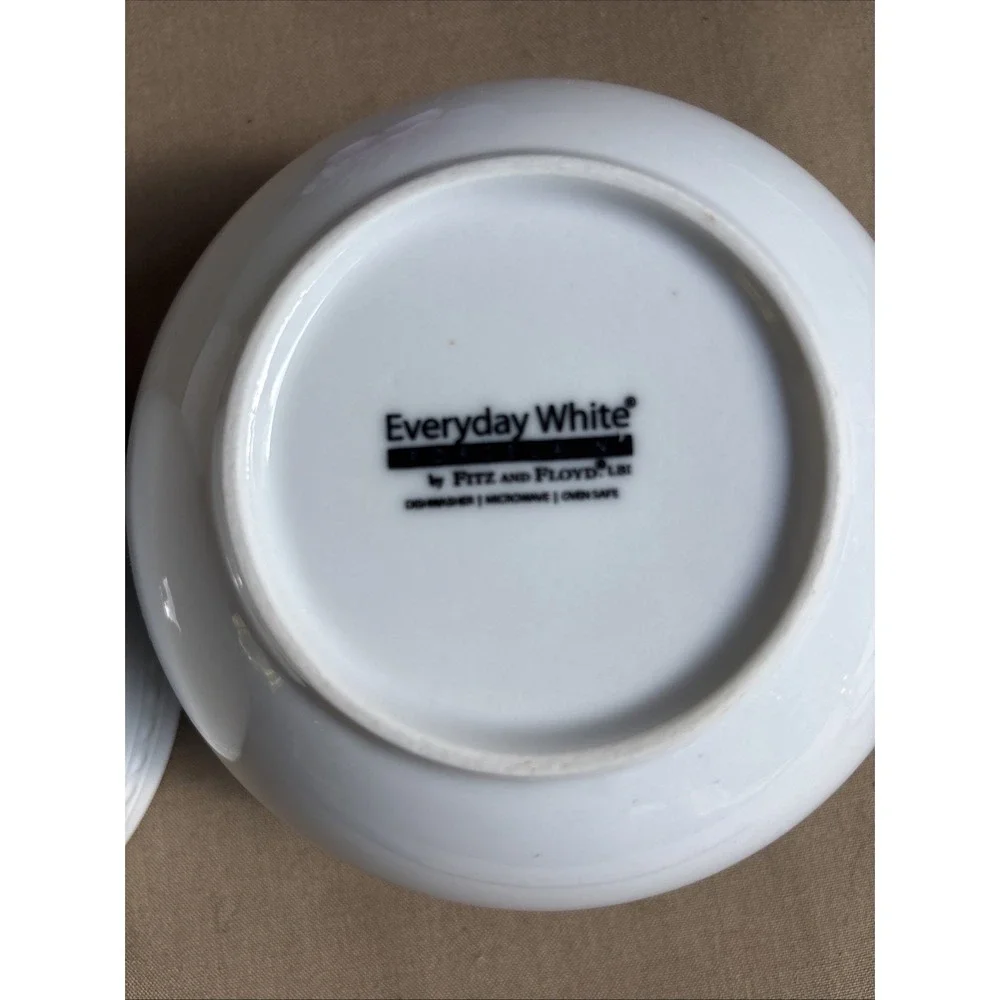 2 FITZ AND FLOYD EVERYDAY WHITE BEADED SOUP CEREAL BOWLS SET OF 2 - 5.5